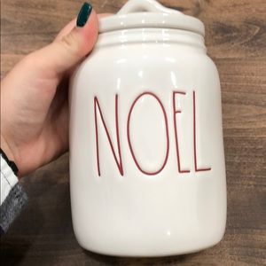 Reserved for Chelsea Rajan Rae Dunn Noel canister